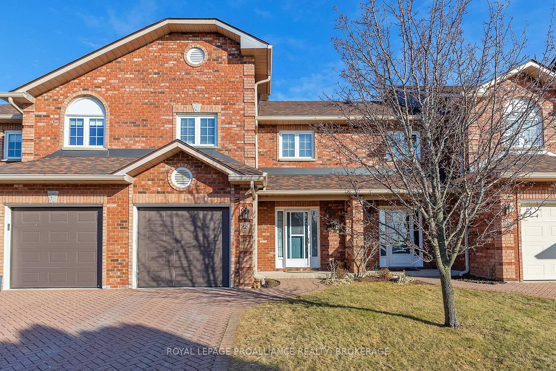 Sitting on the shores of Lake Ontario, this executive town home condo in Commodore's Cove is a pleasure to show.