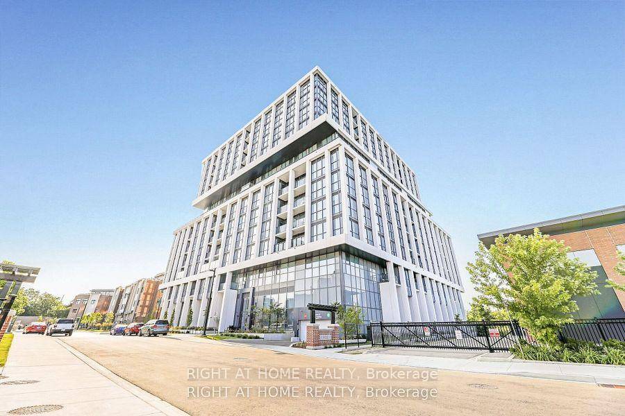 LUXURY LAKESIDE LIVING IN A BRAND NEW 10FT CEILING, ONE BEDROOM PLUS DEN CONDO WITH 2 WASHROOMS.