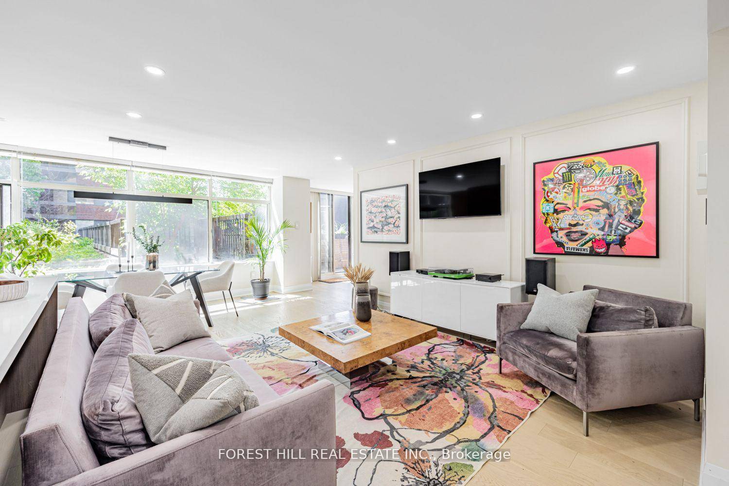 A true rarity in this boutique building, this exceptional residence is one of the very few suites at 900 Yonge Street to feature a private terrace.