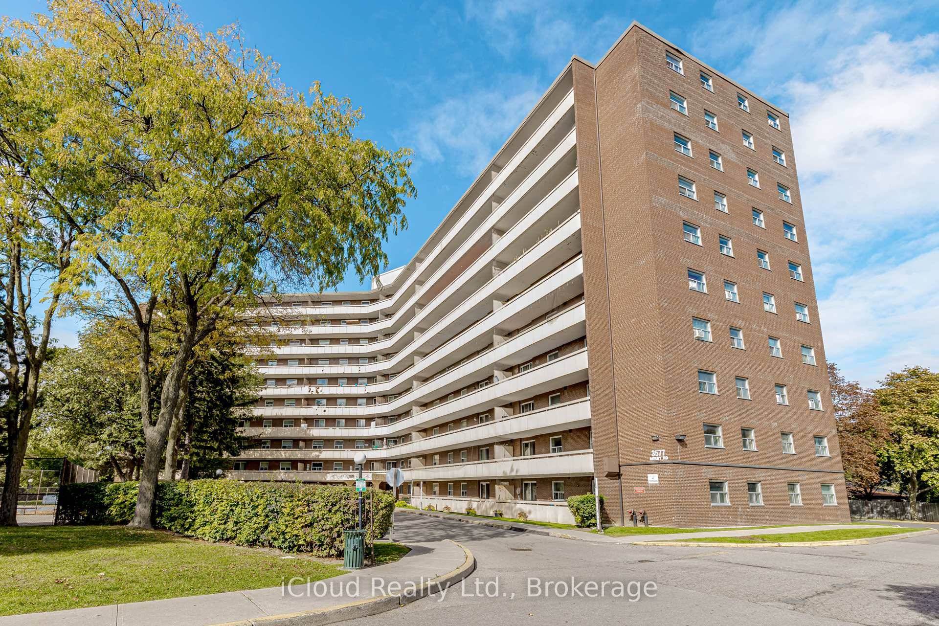 Immaculately Kept Move in Ready, Great Size 3 Bedrooms, 2 Full Washrooms, Desirable Functional Size Great Room Living, Dining Kitchen Area with New Flooring W O to Long Balcony adds ...