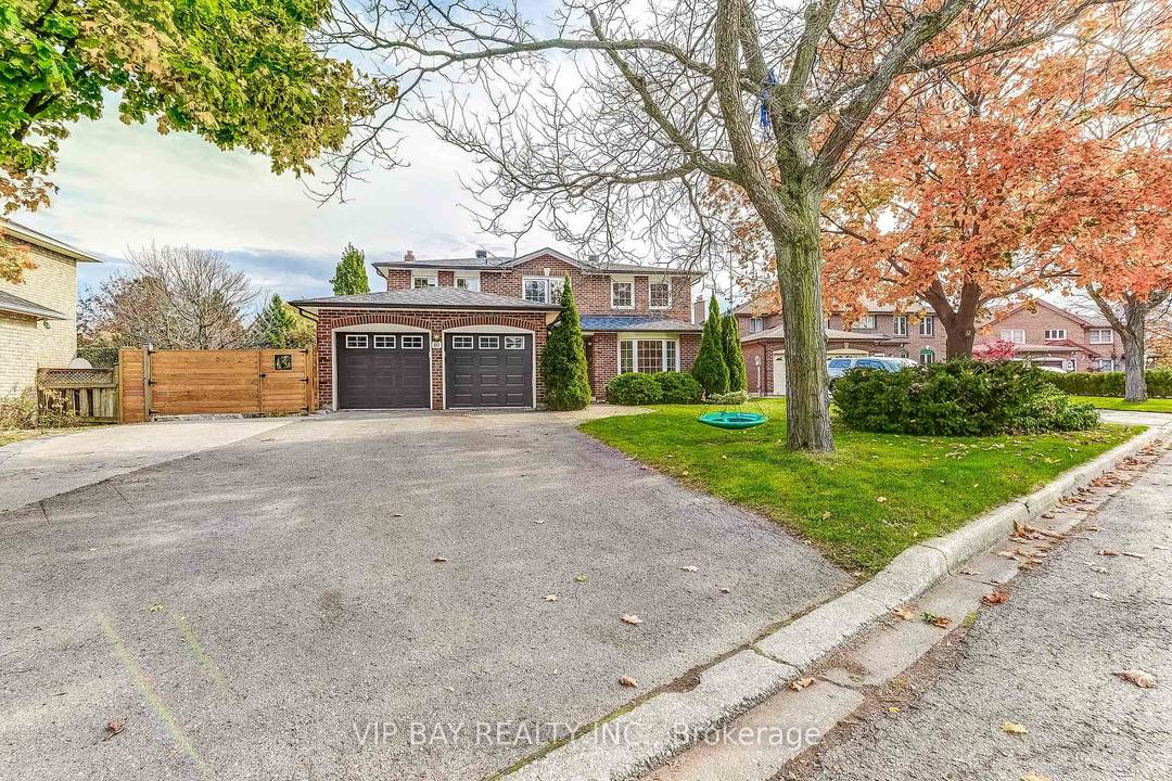 Luxurious Masterpiece Backing Onto Etobicoke Creek Trail Massive 77 x 130 Foot Lot Walk to Heart Lake 6 Bedrooms amp ; 5 Washrooms Newer Legal Walkout Basement With Second Kitchen ...
