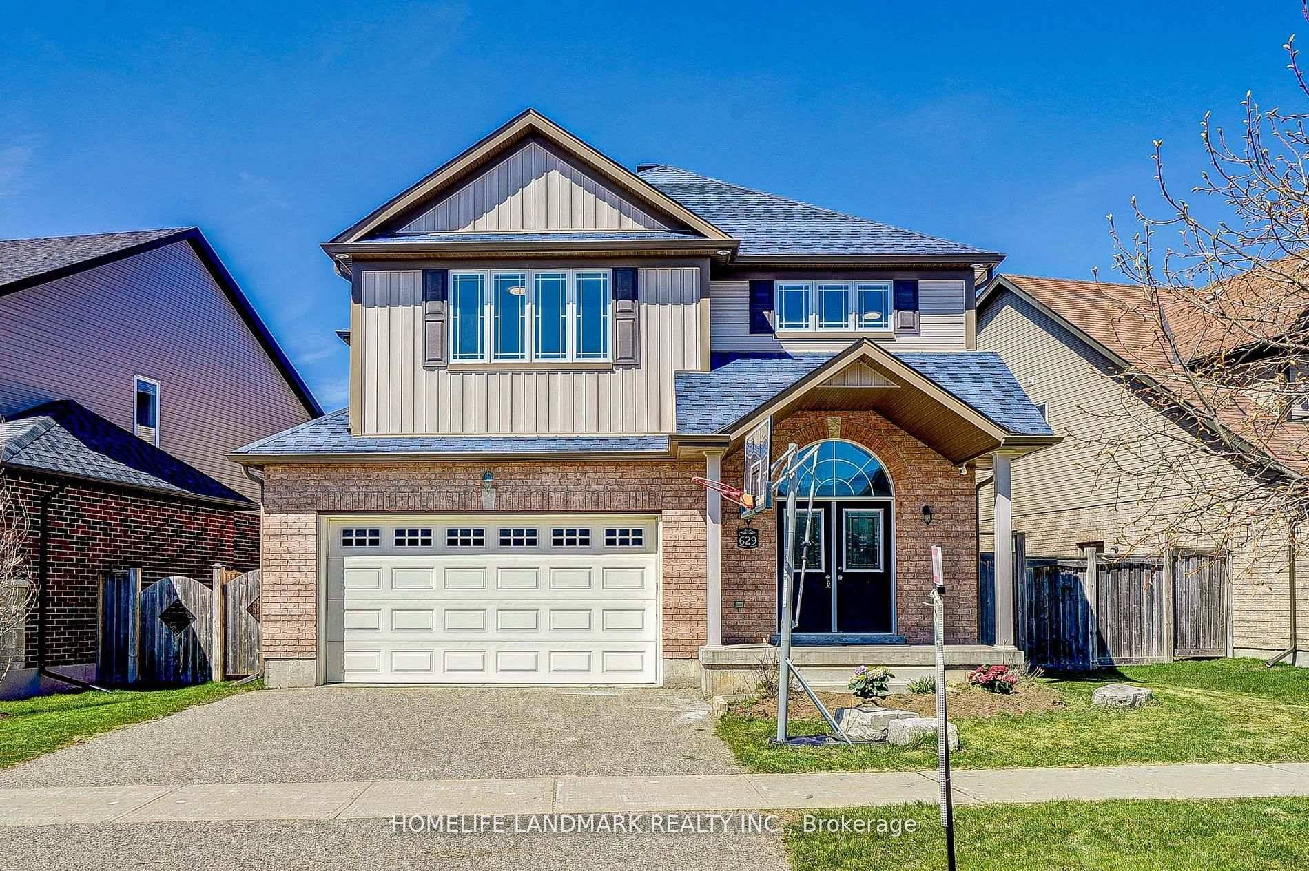 Gorgeous Detached House Back On Ravine W Walk Out Bsmt ; All Three Levels 9' High Ceiling, Open Above Foyer W Double Door Entry.