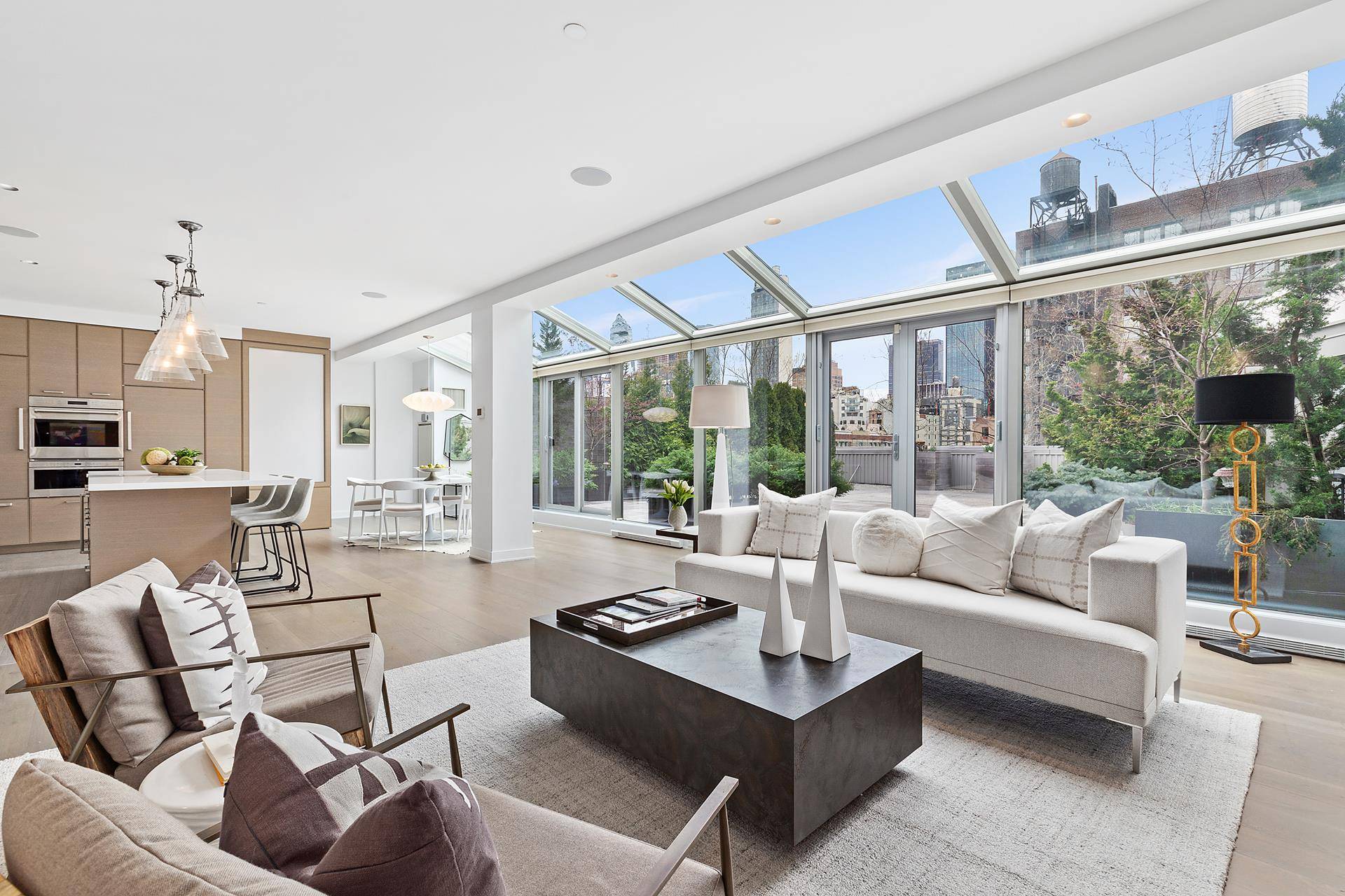 Looking for immense private outdoors, unbelievable privacy, views and immense storage ?