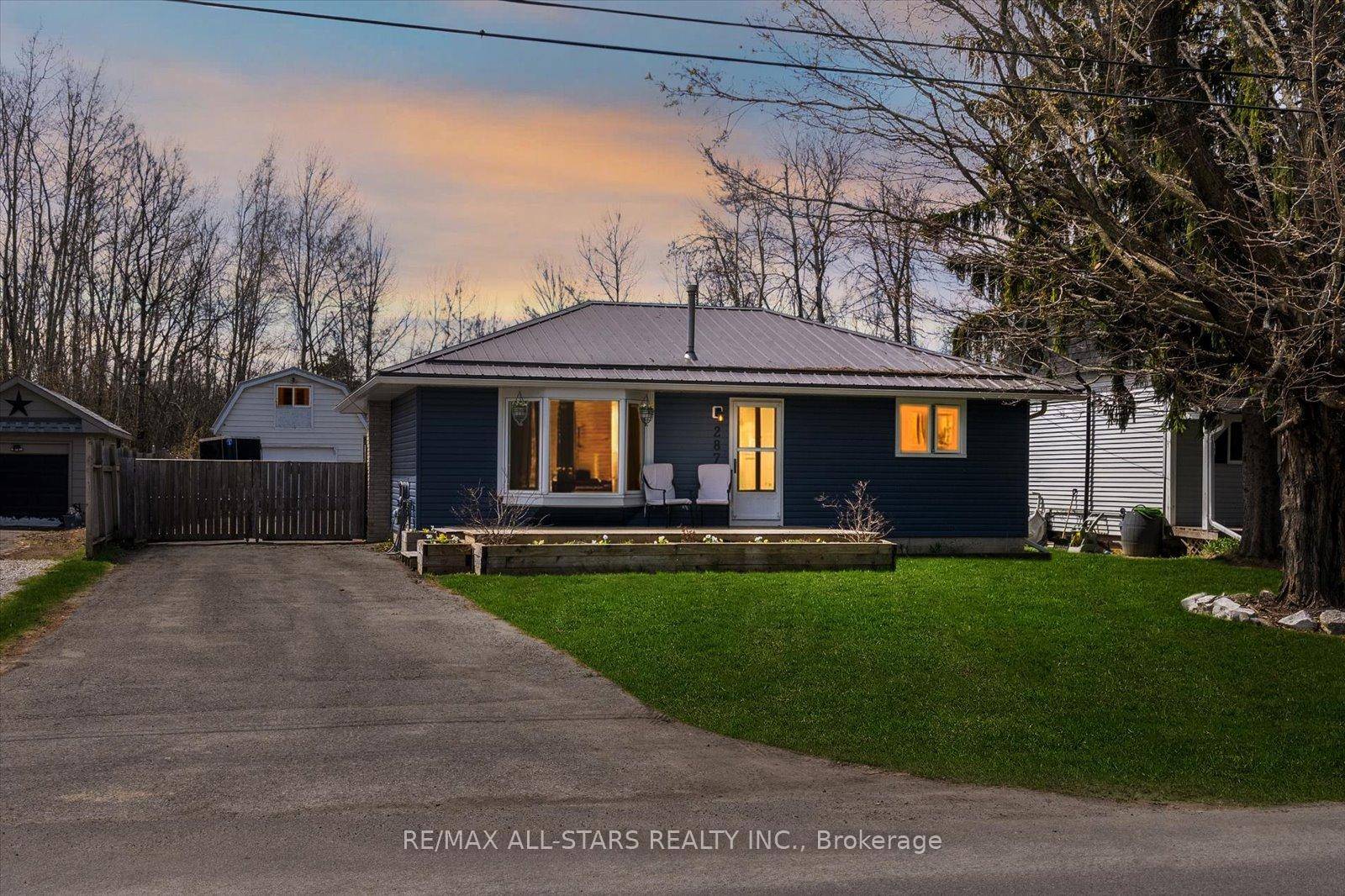 Welcome To 287 Church St, Located On A Highly Desirable Dead End Street In The Historic Town Of Beaverton.