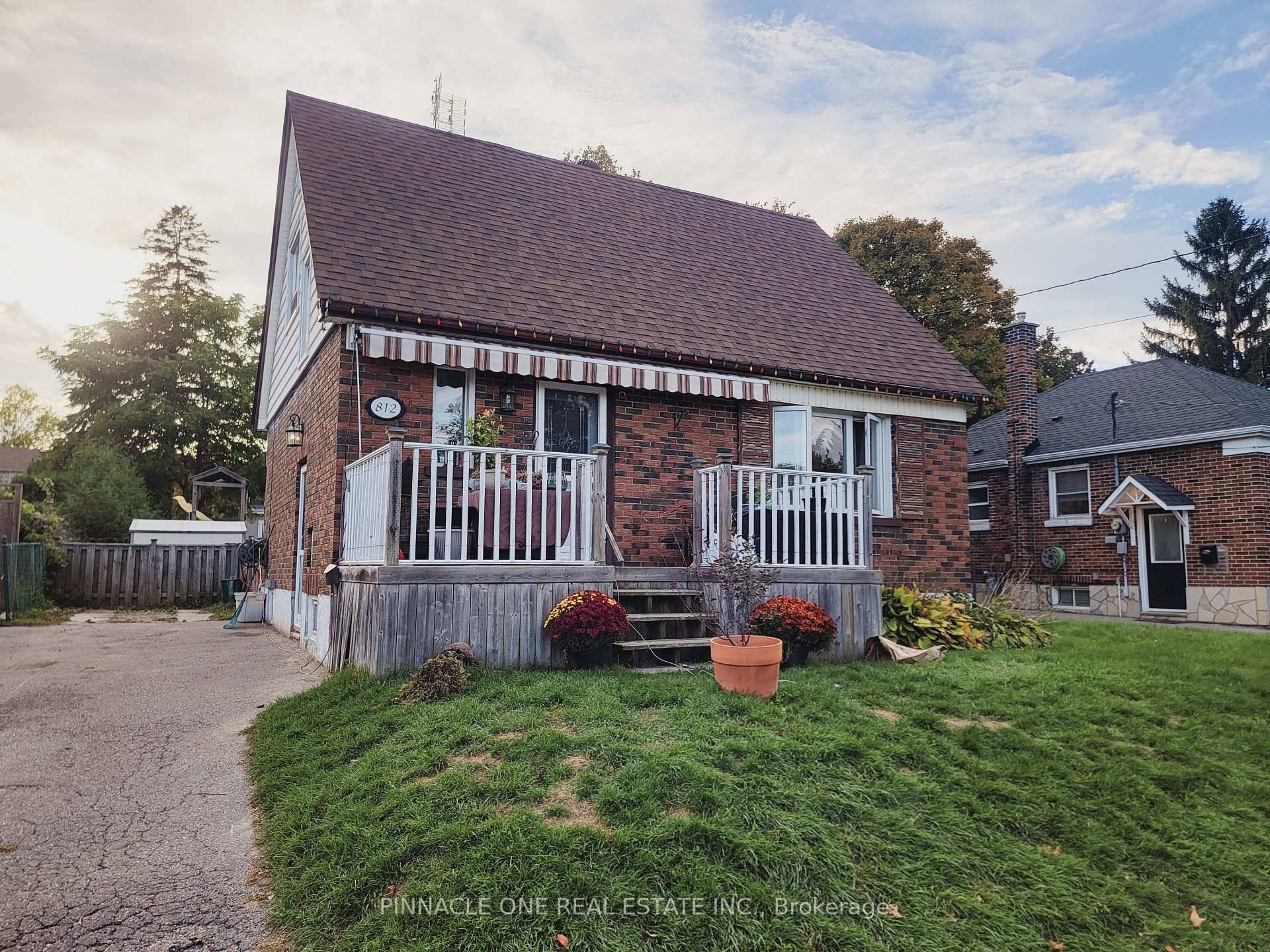 WELCOME TO 812 Grierson St.