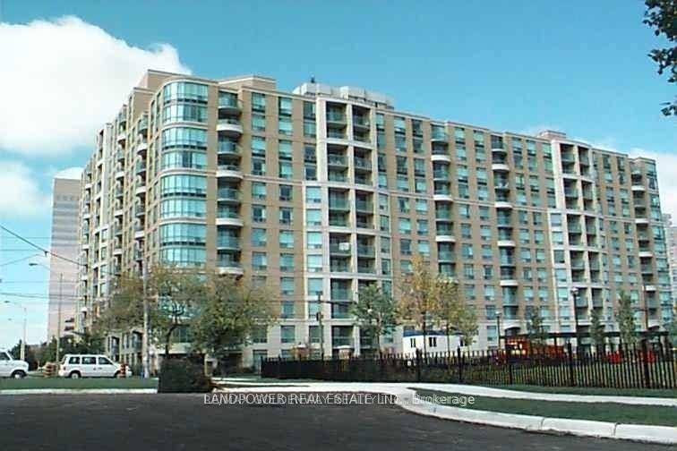 Demanded North York Location Bright, Spacious amp ; Clean Unobstructed View Functional Layout With Split Bedrooms Direct Access to Finch Subway Close to Schools, Restaurants, Banks Photos Use Previous Listing