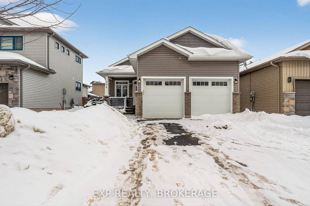Welcome home to this beautifully maintained bungalow on a quiet street in desirable Amherstview.