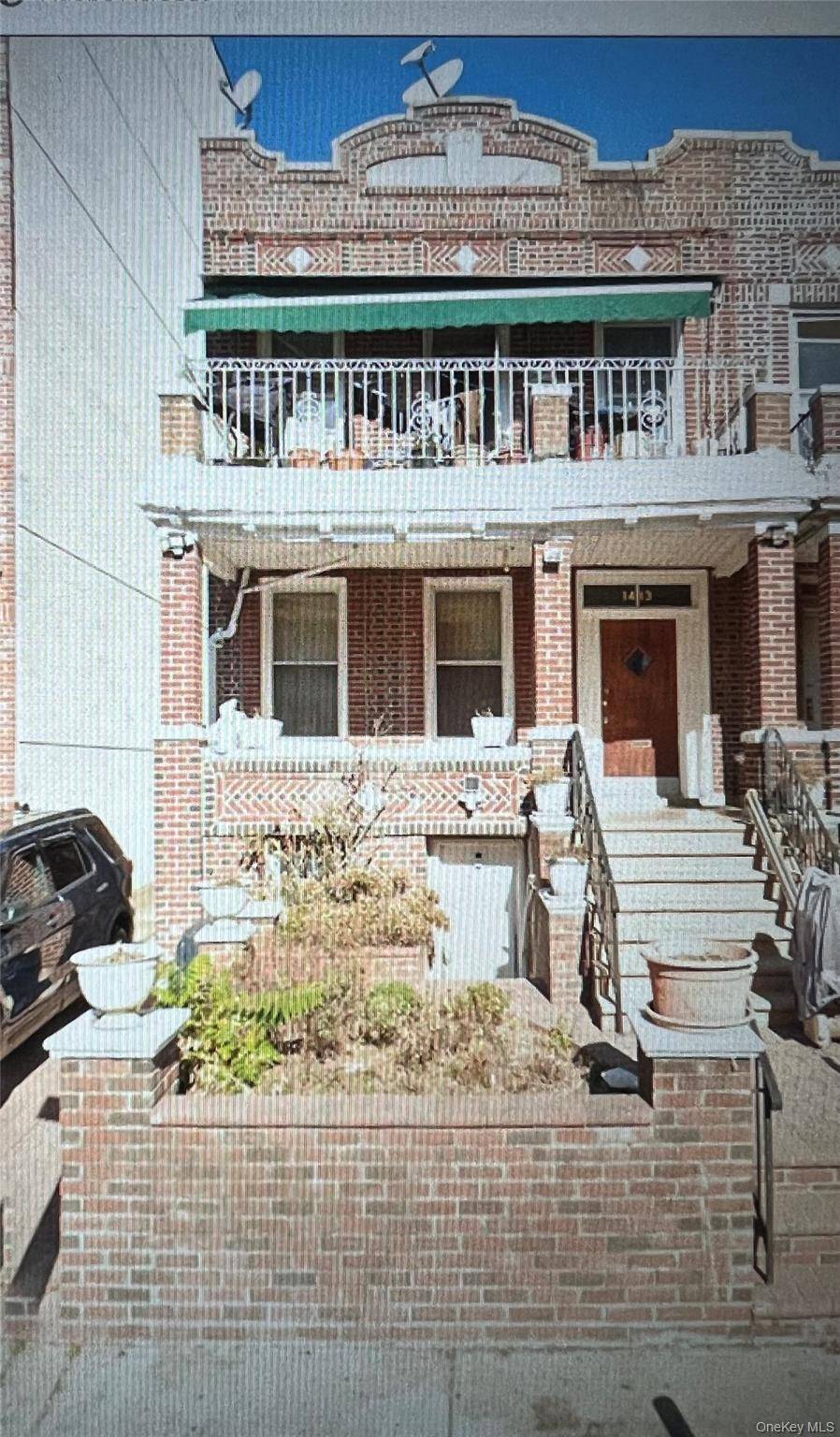 Description Prime Crown Heights two family brick townhouse.