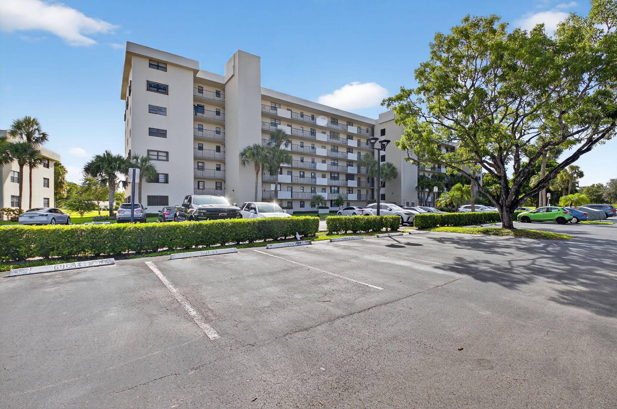 TURNKEY FULLY FURNISHED !
