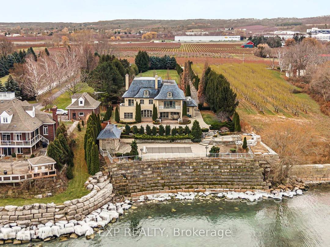 Waterfront. Private. Refined.