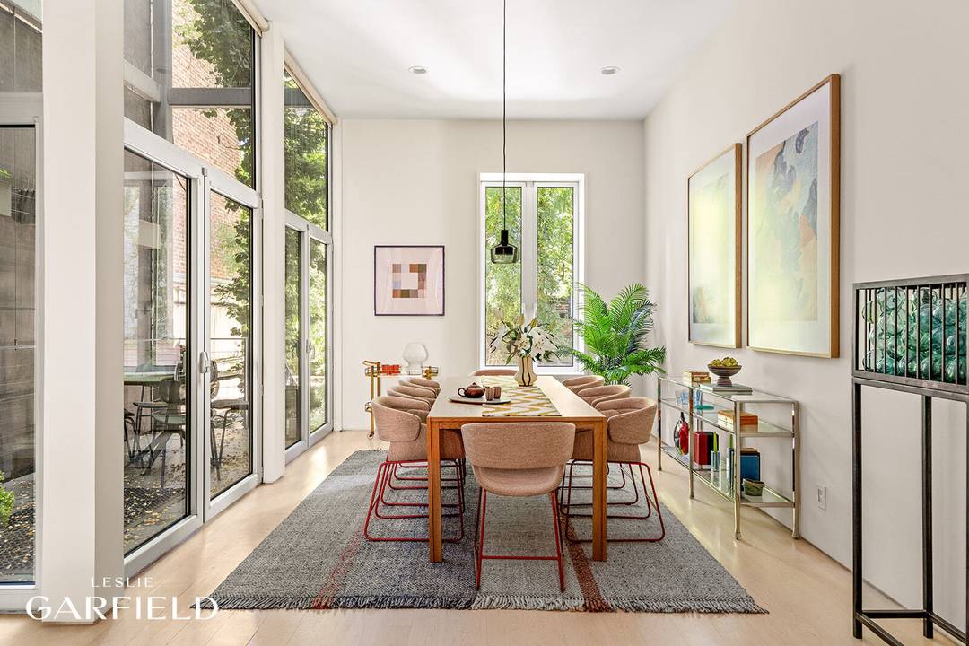 Located in the Treadwell Farm Historic District, 240 East 61st Street is a beautifully designed contemporary townhouse.