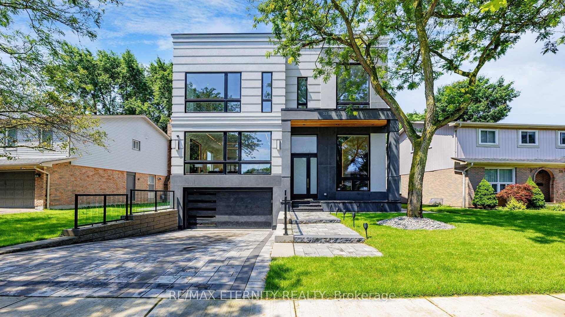 Luxurious Custom Built Home in Prestigious North Richvale, approximately 5, 000 sft of total living space, 5 spacious bedrooms, 7 luxurious bathrooms, and a contemporary office.