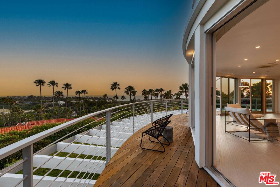 6375 Gayton Pl 4BR Malibu La