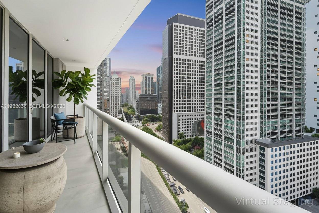 Step into style at 485 Brickell Ave 1907 a bright, modern residence in one of Miami s most iconic addresses.