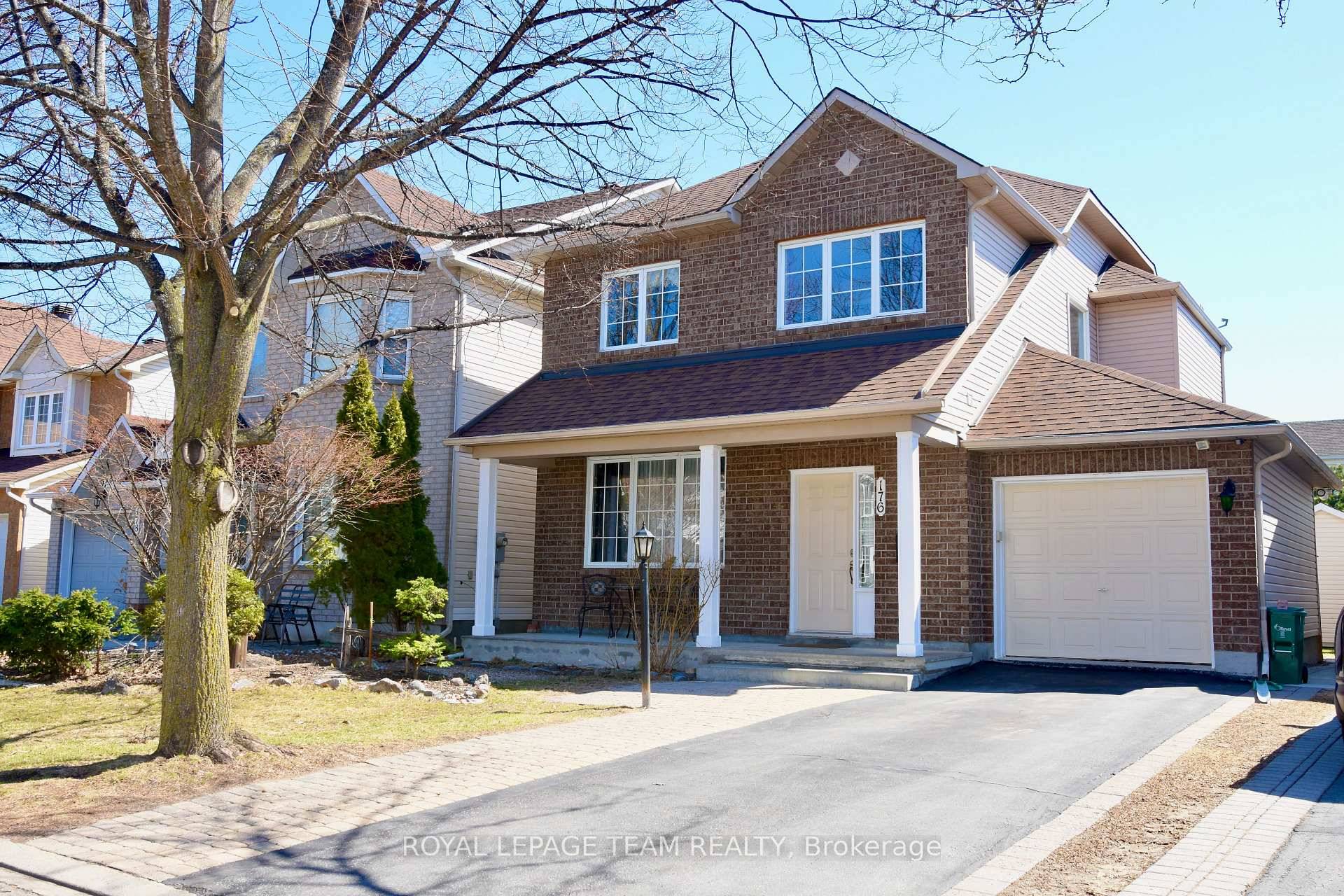GREAT LOCATION FOR YOUR FAMILY WITH JUST A FEW STEPS AWAY FROM CHAPMAN MILLS PARK AND ITS BASKETBALL COURT.