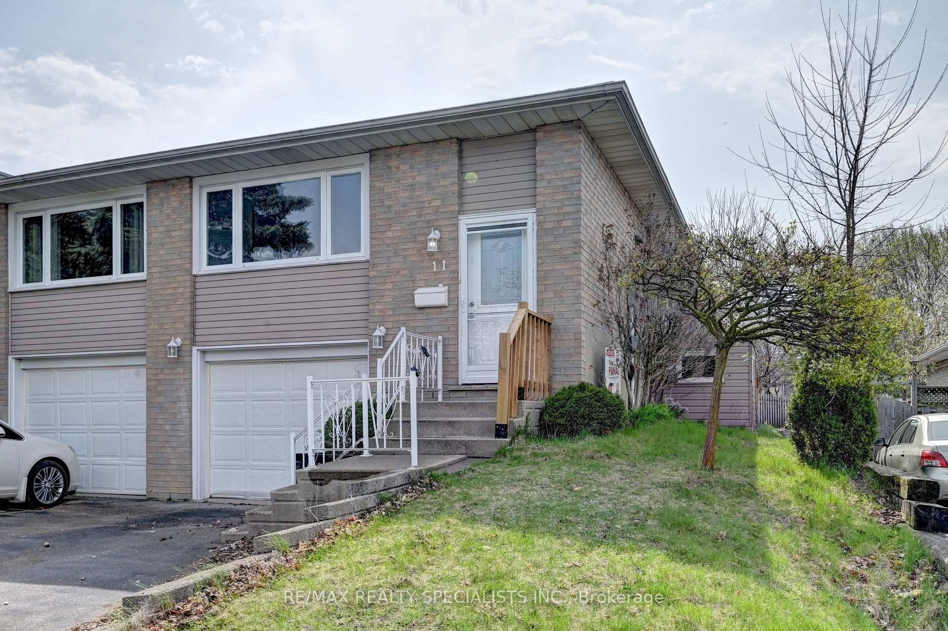 Sure To Impress, Fully Renovated 3 Bedrooms Raised Bungalow In Quiet And Respectful Nabourhood.