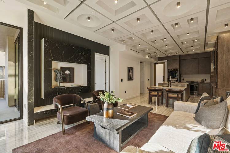1021  N Ogden Dr 1BR Hollywood Hills East La