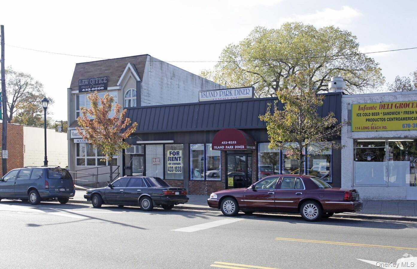 SELLING THE BUILDIING 106 Storefront D2E Studio and 108 110 Island Park Diner being sold together.