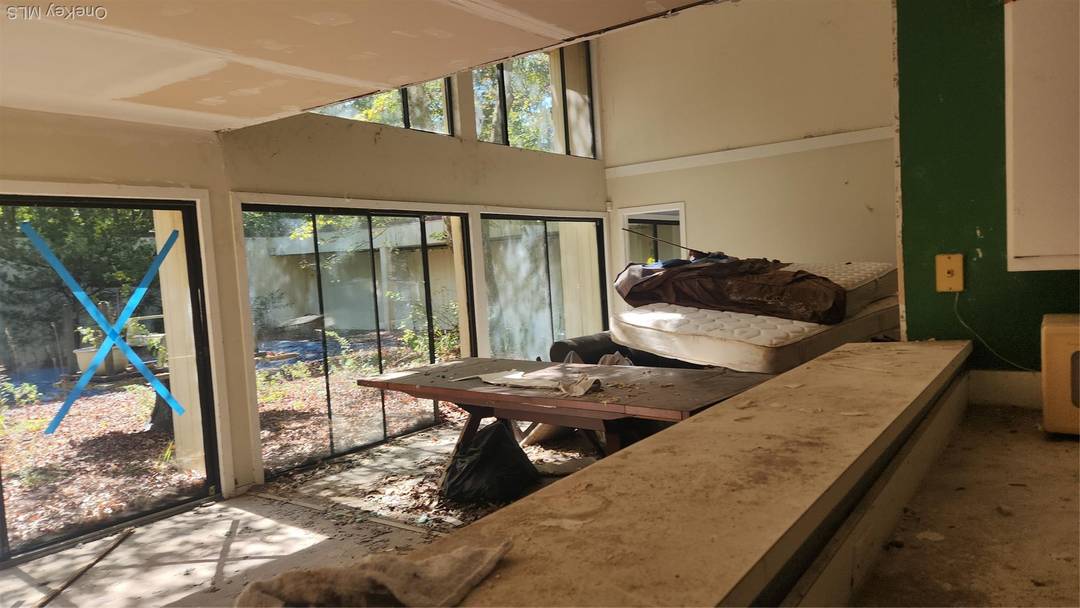 Contract vendee As is sale.