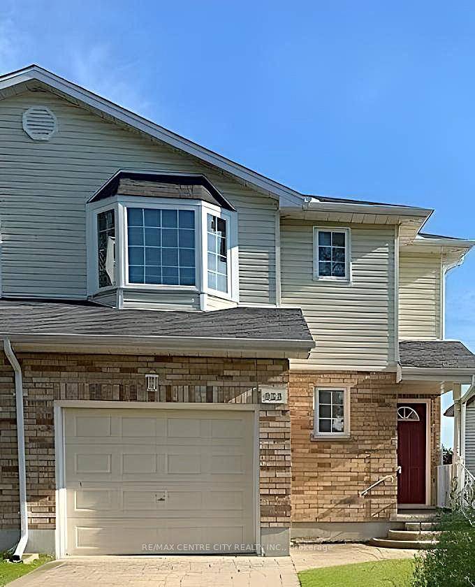 Bright, Spacious amp ; Ideally Located Perfect for Families, Medical Staff, or Young Professionals !