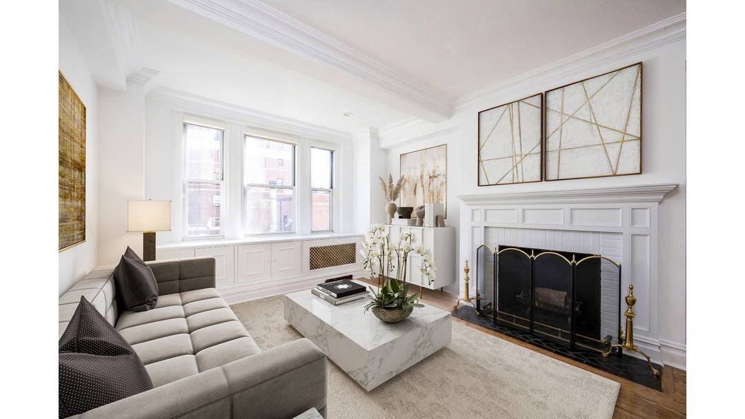 Discover the timeless elegance of this wonderfully bright one bedroom unit, situated in mint condition within a charming pre war building on a picturesque tree lined block on East 68th ...