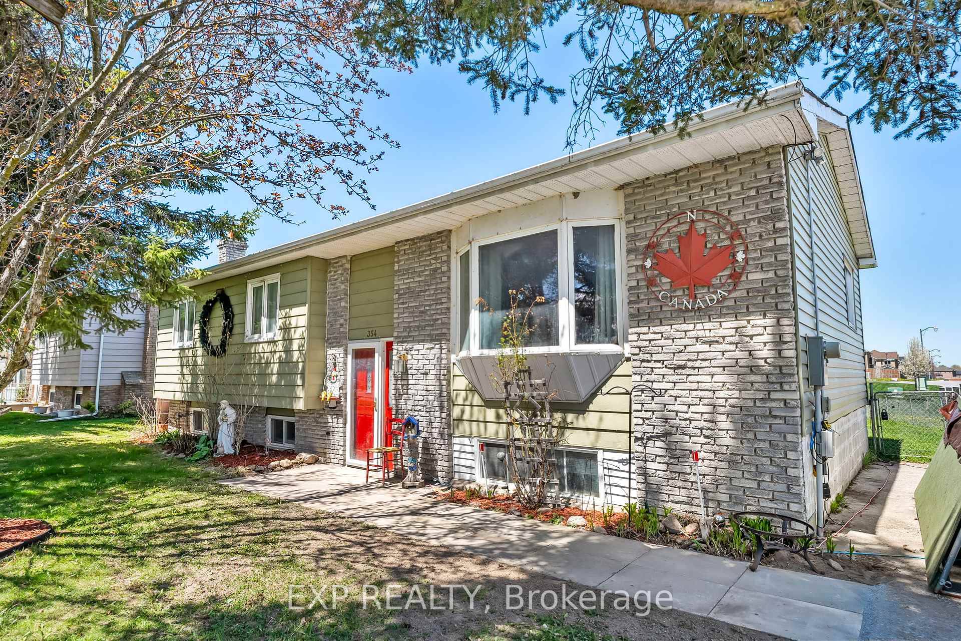 his raised bungalow in Beavertons family friendly Township of Brock is full of potential !