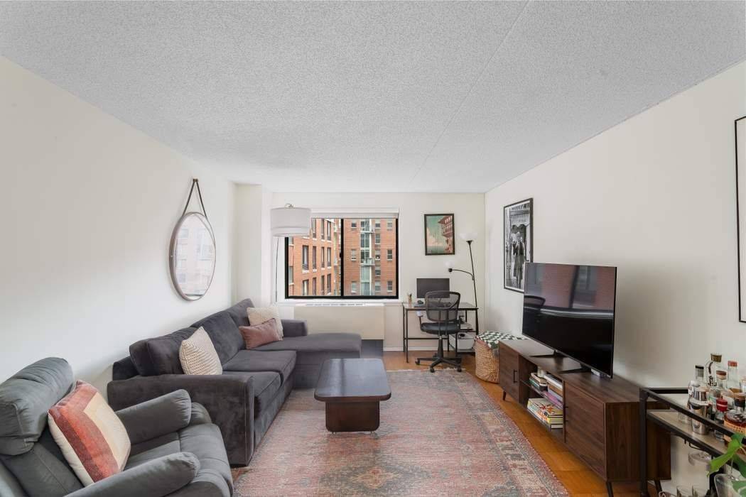 Step into this chic one bedroom, one bathroom condo a true urban oasis.