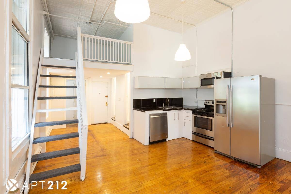 Stunning 4 Bed Gem in the Heart of SoHo !