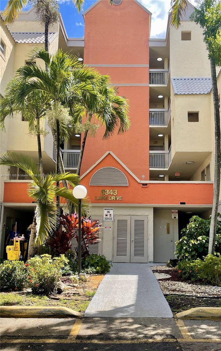 Prime location in Doral. The unit has stainless steel appliances, tile floors and walk in closets.