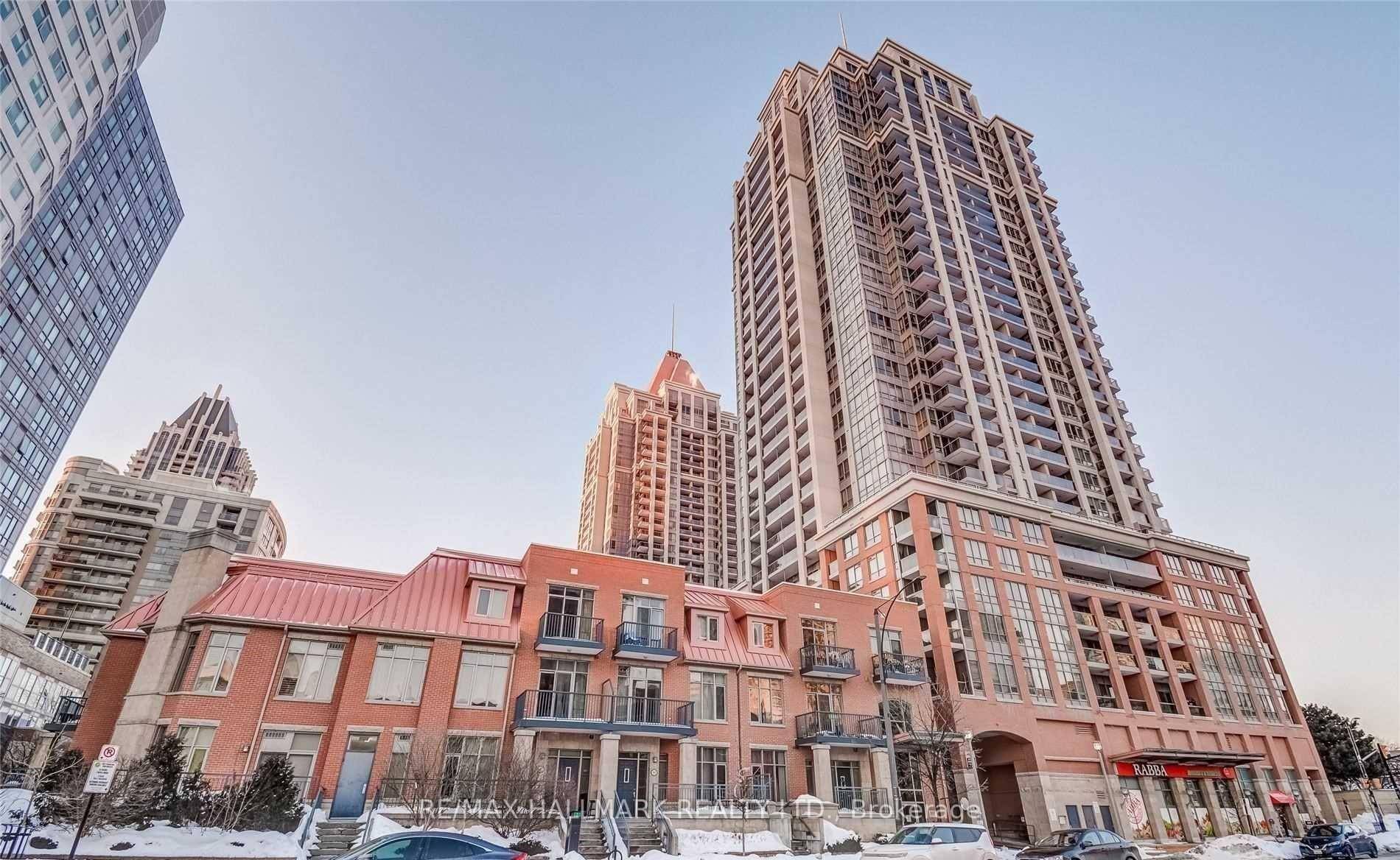 One Of The Most Convenient And Sought After Location In Mississauga, City Centre Garden Villa Suite At A Great Price, 1 Bedroom Clean Condo With 10 Foot Ceiling, Separate Entrance ...