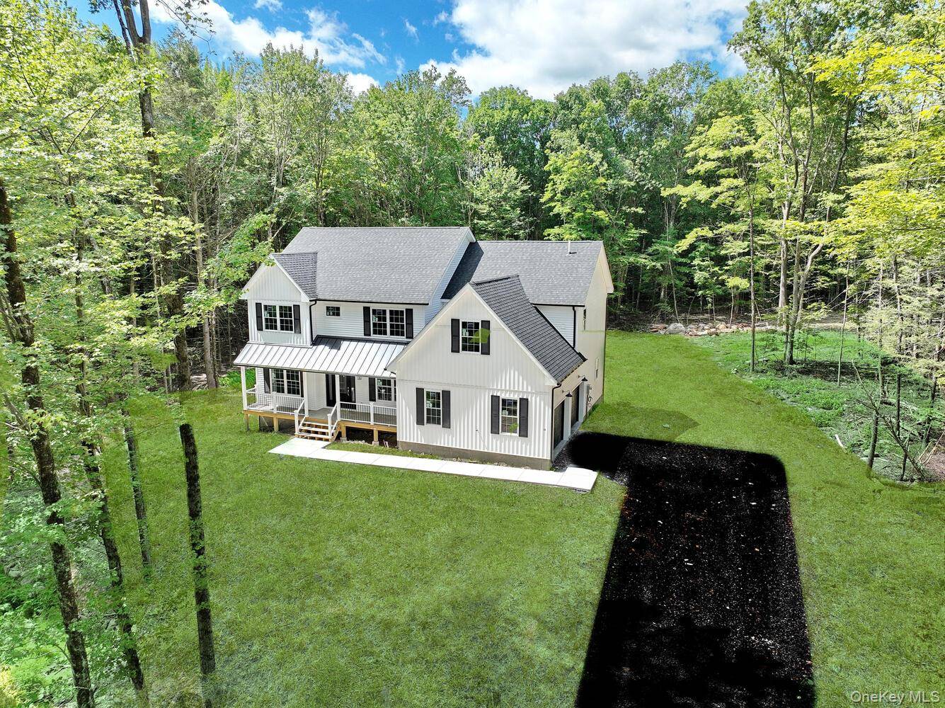 BRAND NEW MODERN FARMHOUSE, READY JUST IN TIME FOR THE HOLIDAYS !