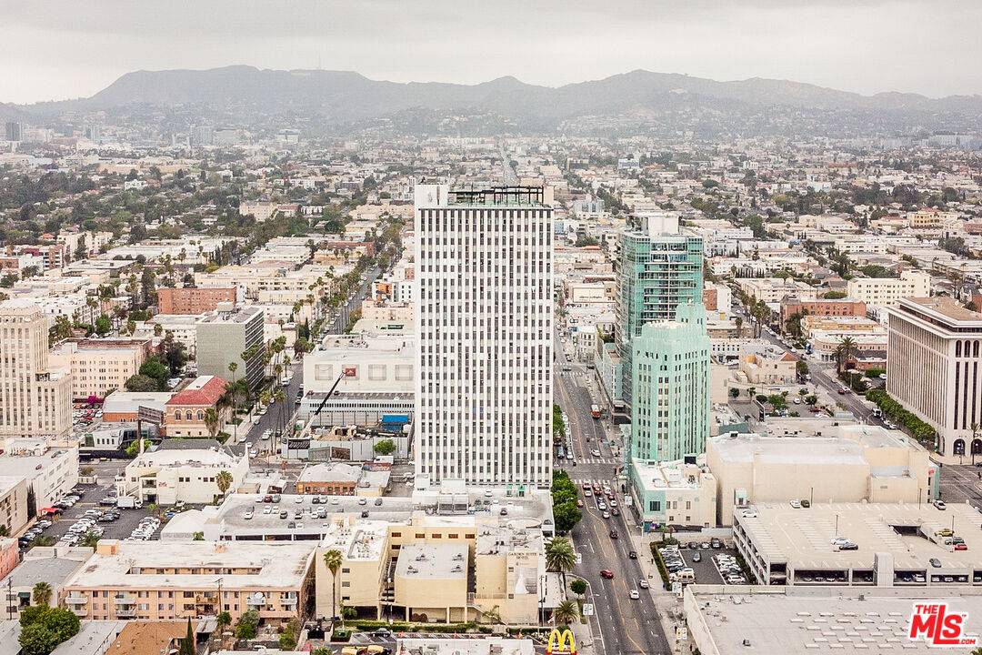 3810   Wilshire Blvd 2BR La