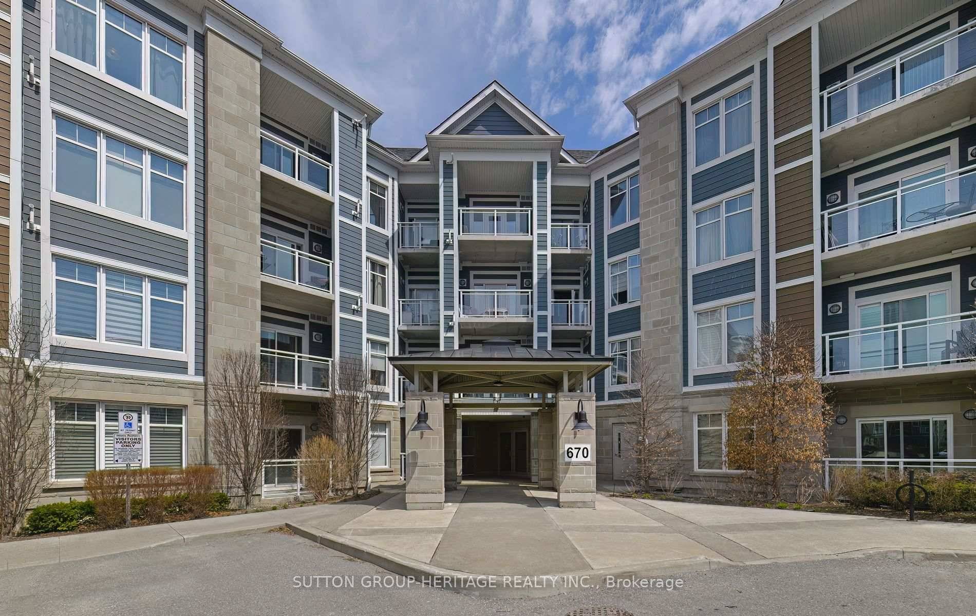 Enjoy Comfortable Resort Style Living In This Updated And Spacious 1 Bedroom Den With Laminate Flooring Throughout.