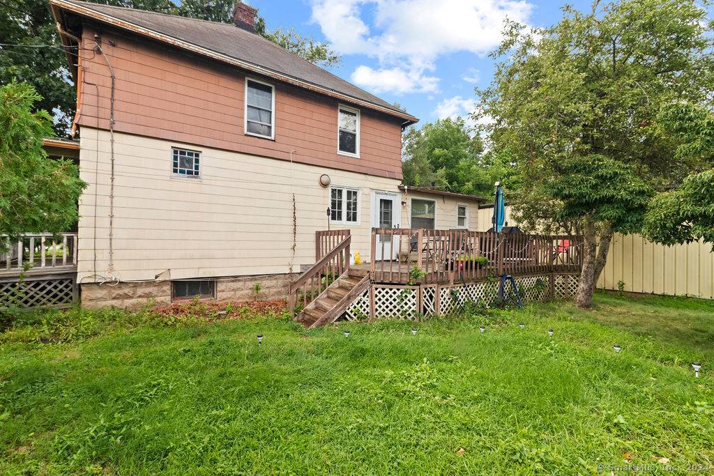 This unique property is a great investment opportunity !