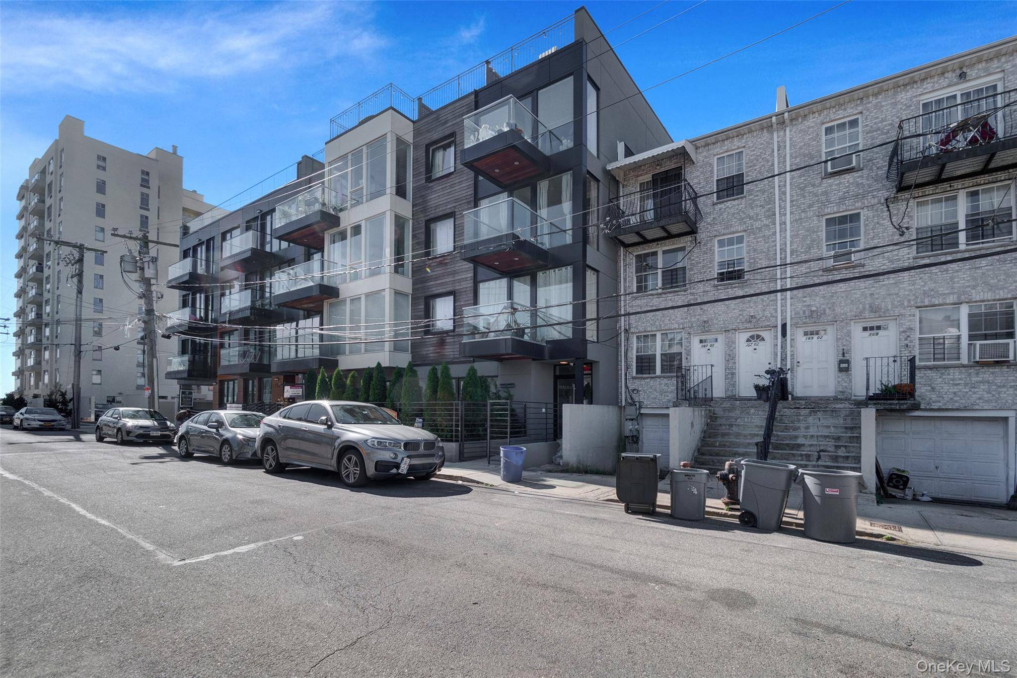 Private Roof Area with Ocean and NYC Skyline Views !