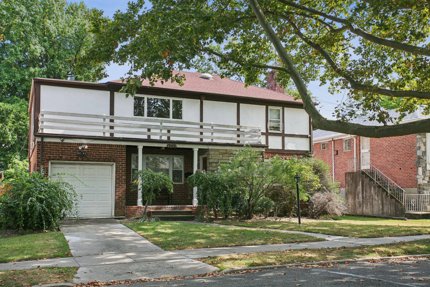 Are you looking to make your home in Hollis Hills ?