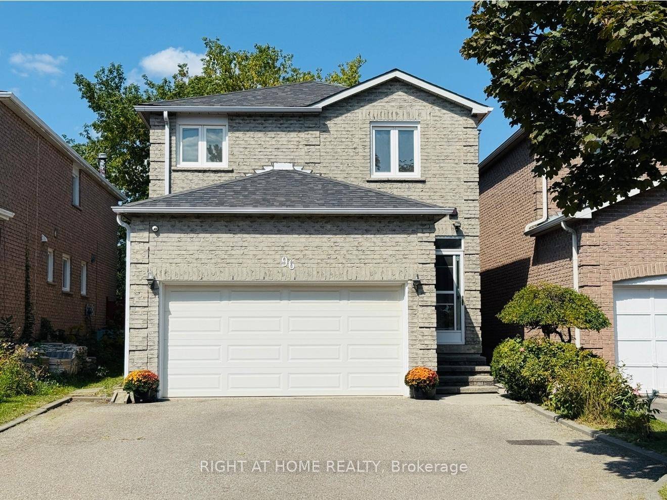 Across From Wal Mart On Steeles, Close To Parks amp ; Mall, Ttc At The Door, High Demand Location lt ; gt ; Extra Long Driveway lt ; gt ; ...