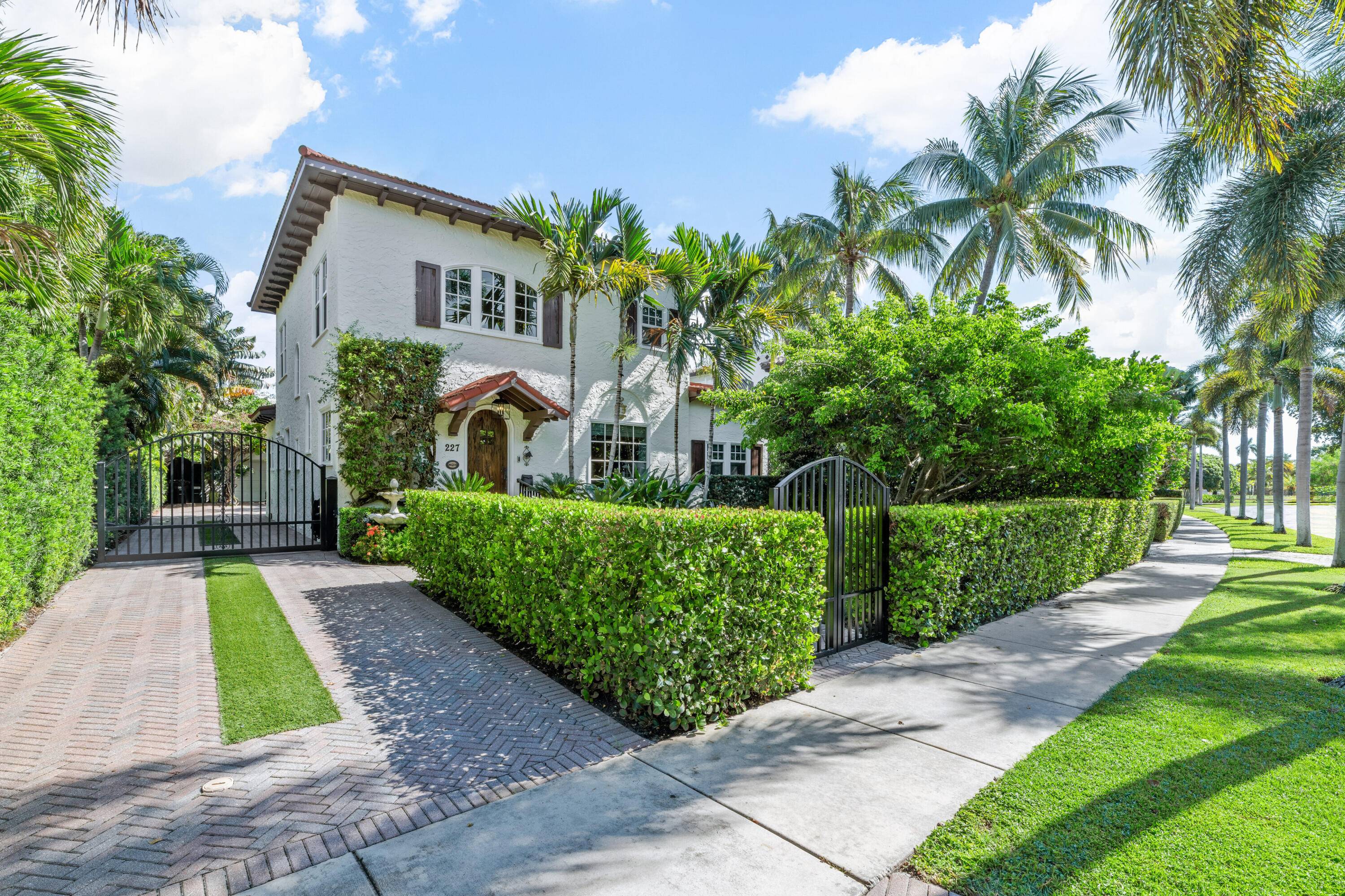 Beautifully restored historic estate with 2 master suites plus a fully appointed 1BR guest house.