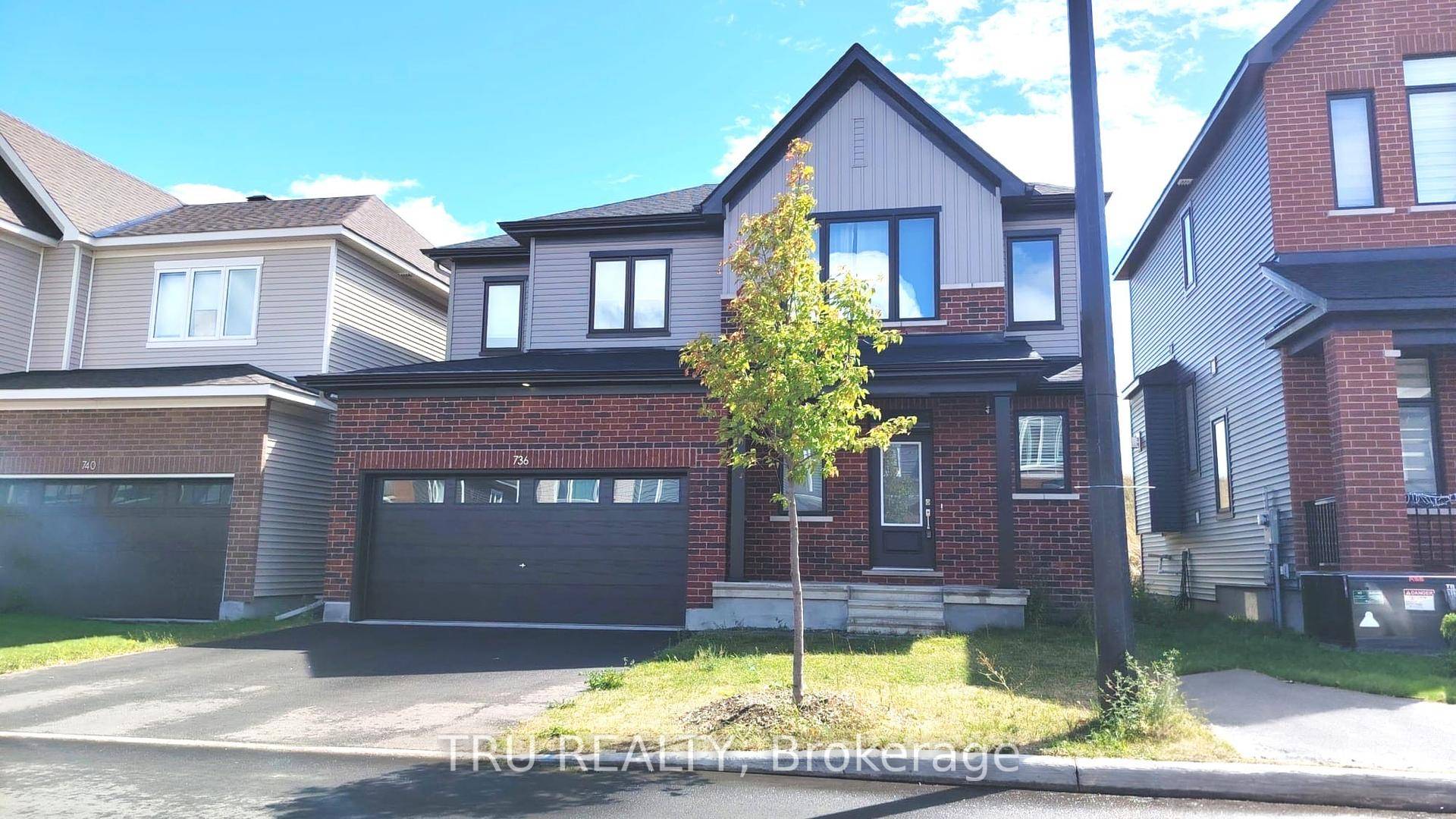 NO BACK NEIGHBOURS. Move in ready beautiful detached home in Half Moon Bay.