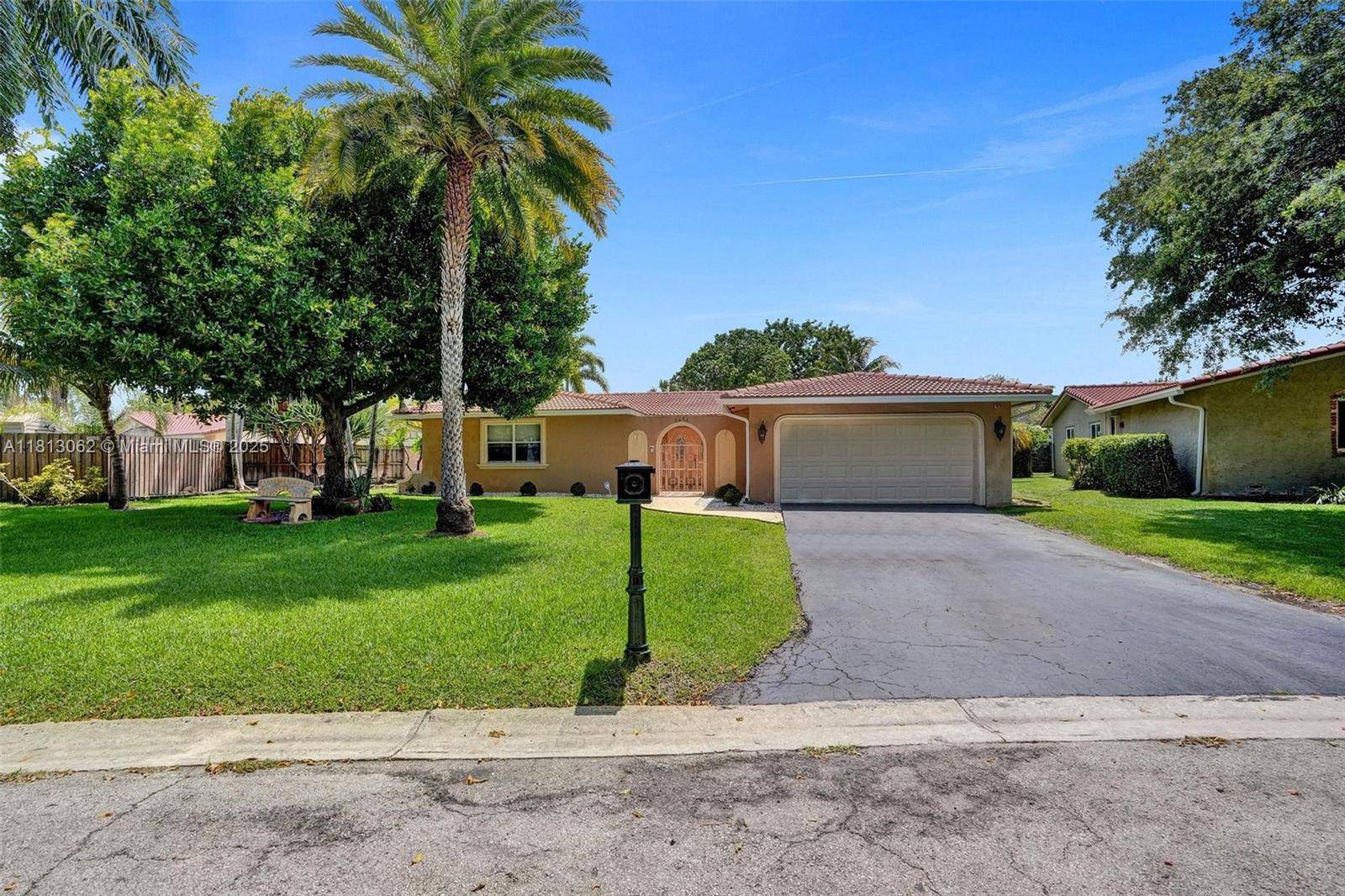 This property qualifies for the RENT TO OWN HOMEOWNERSHIP PROGRAM Sprawling 4 BD 3 BA pool home on an oversized 11, 000 SQFT lot fully renovated and move in ready ...