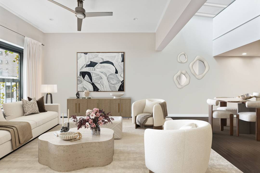 This exceptional two bedroom, two bath duplex combines loft like scale with beautifully proportioned private outdoor space.