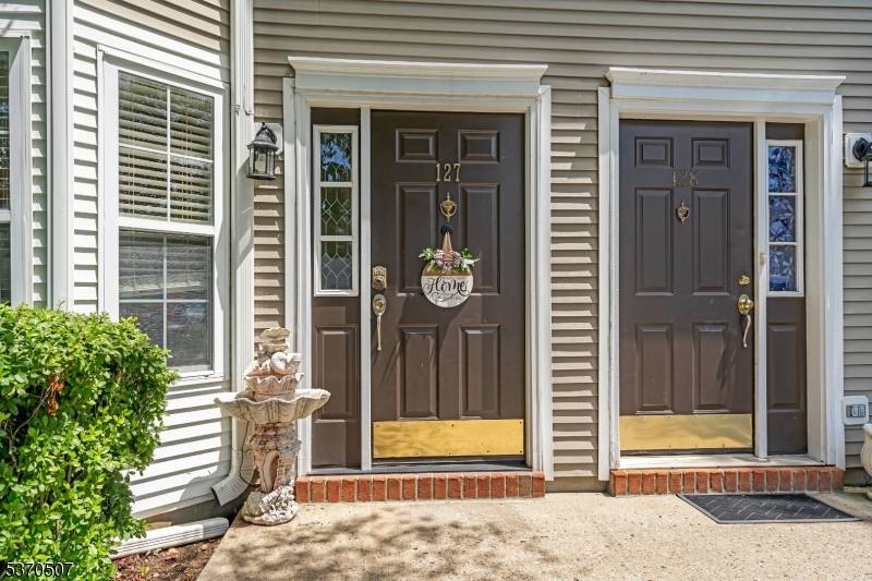 Welcome to this beautifully remodeled 3 bedroom, 2 bathroom condo located in the desirable Stratton Meadows community !