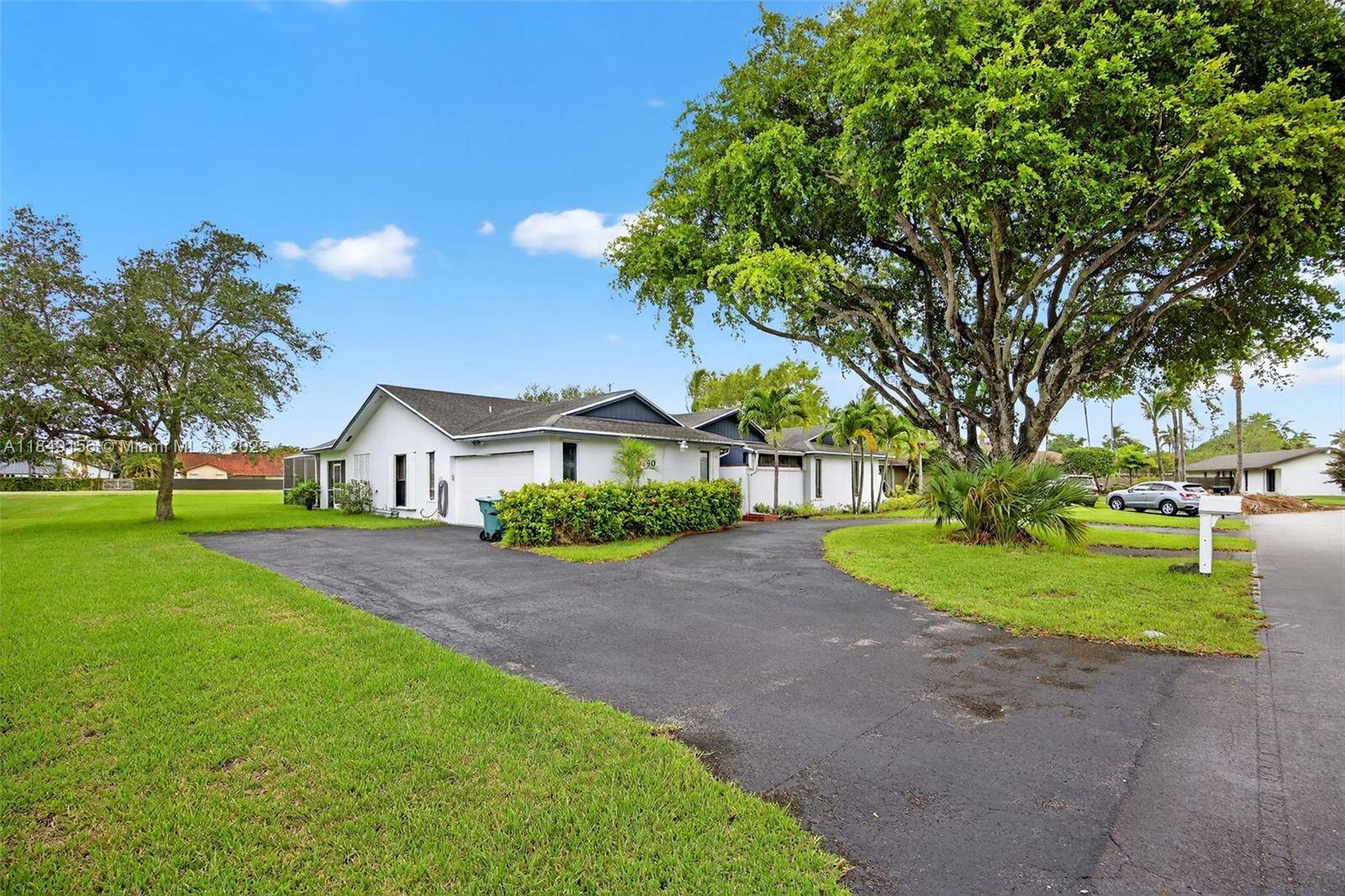 Welcome to this amazing 4 bed, 2 and half baths home with a large den, ideally located just moments from The Falls Shopping Center !