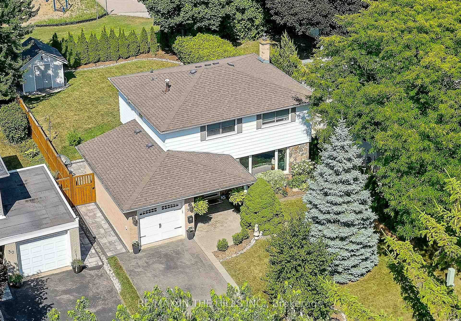 Welcome to this stunning 4 Bderoom 2 storey home with over 2000 sq ft of spectacular finished living space nestled in the heart of Peel Village one of Brampton's most ...
