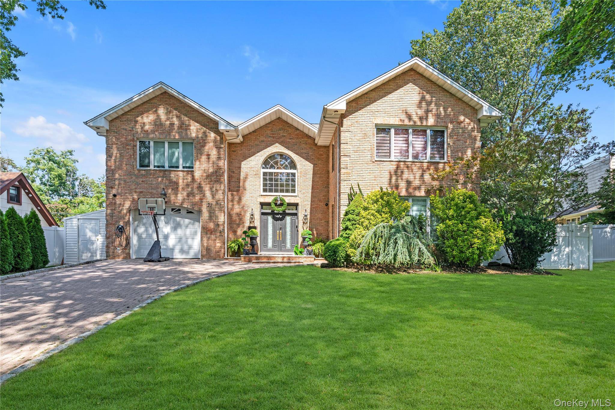 Completely Renovated 4BR 3.