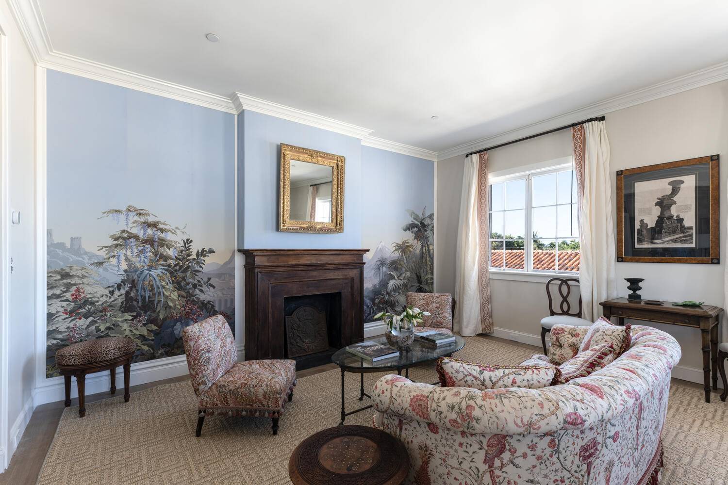 Beautifully renovated and exquisitely decorated, this two bedroom, two bath apartment, located in historic Phipps Plaza, is a gem and a rare rental find.