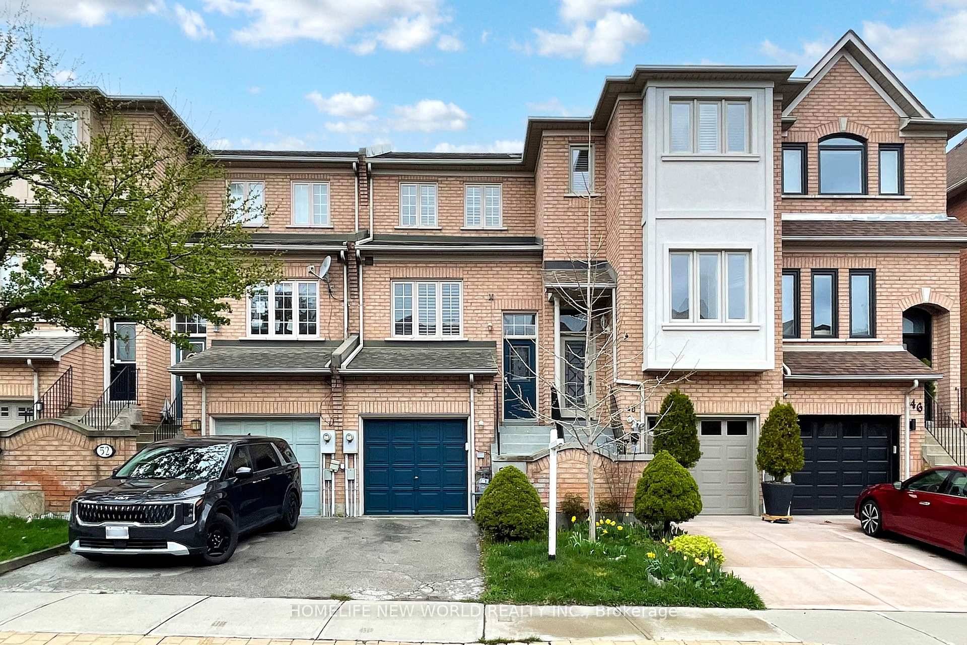 Welcome to 50 Bluewater Drive Stunning Fully Renovated Freehold Townhome In Highly Sought After Harbourview Village !