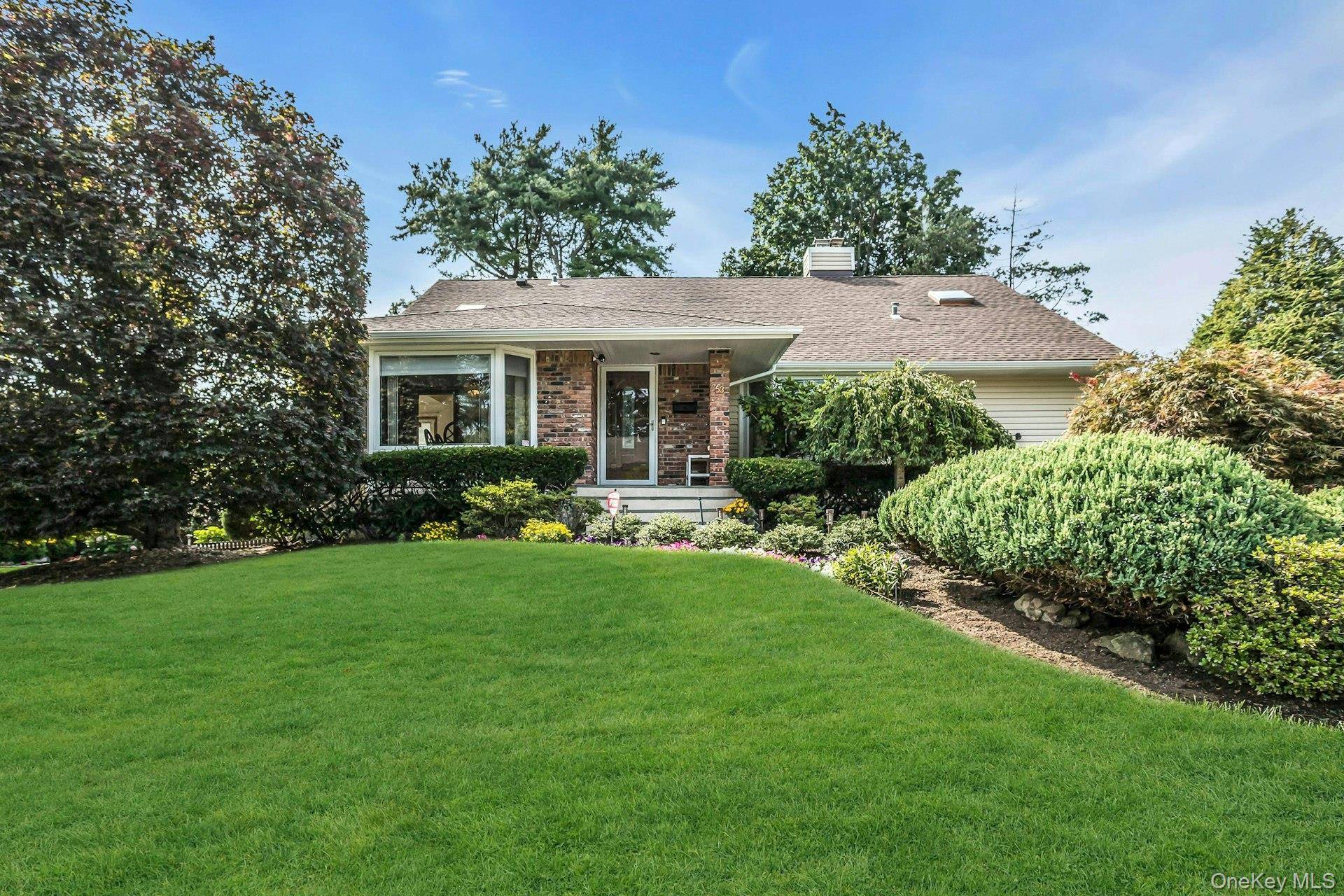 Welcome to this pristine El Dorado split style home featuring 4 bedrooms and 3 full baths.