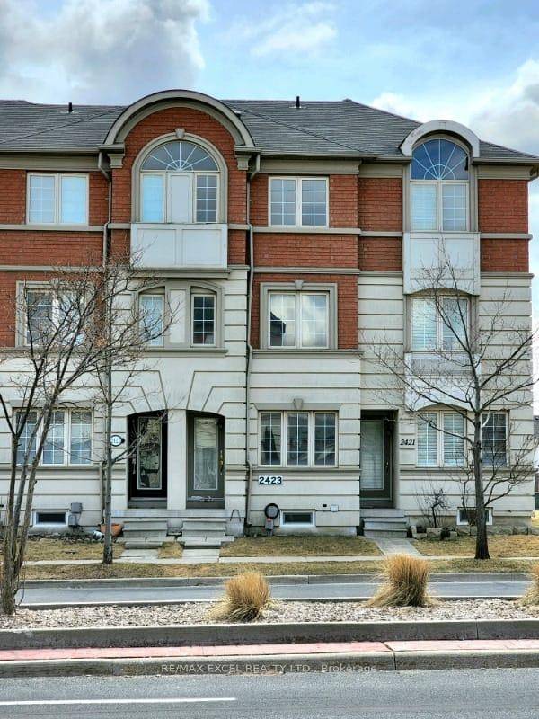 Welcome To 2423 Bur Oak Avenue.