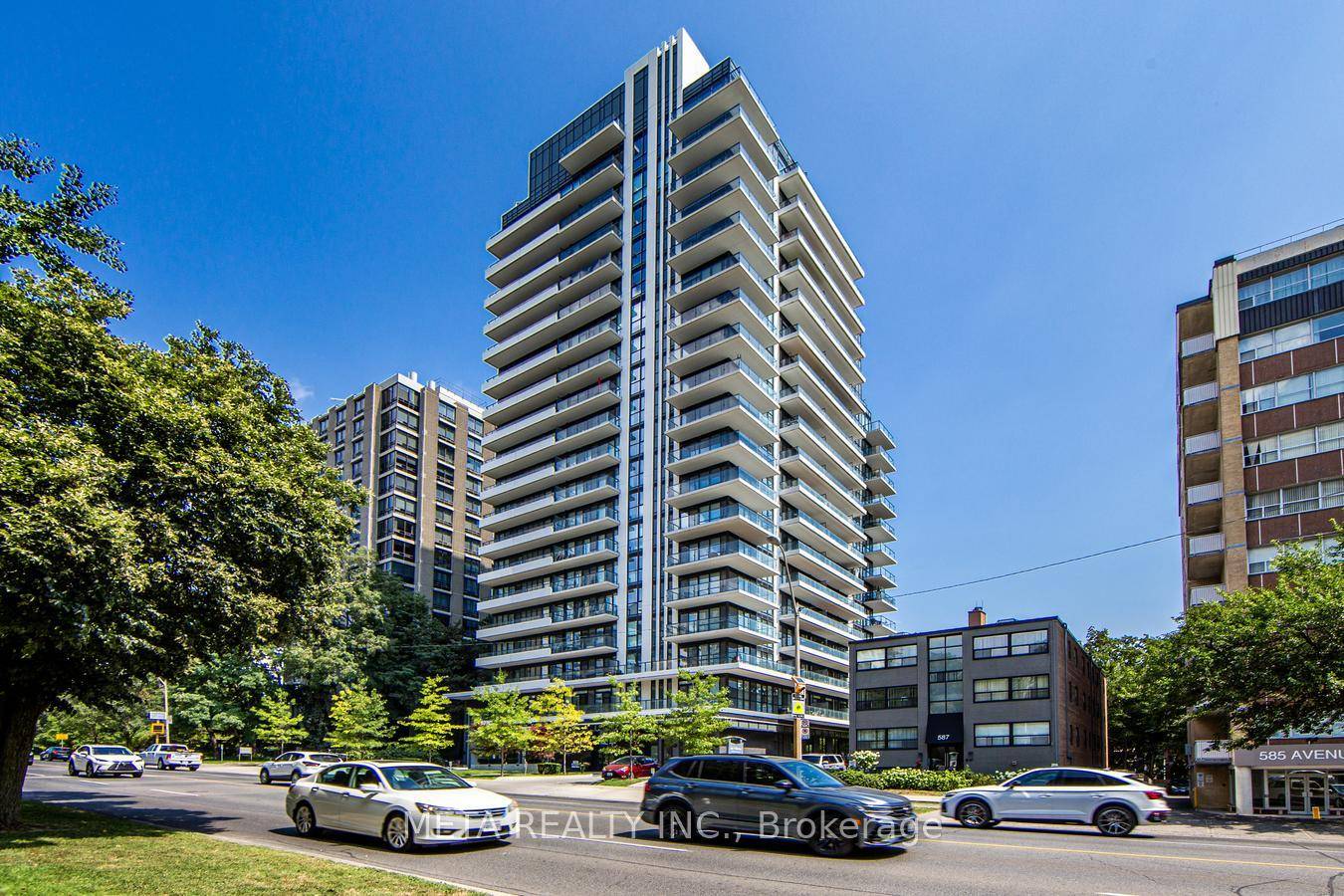 Luxury condo in a quintessential quiet neighborhood with a prestigious Avenue Road address !